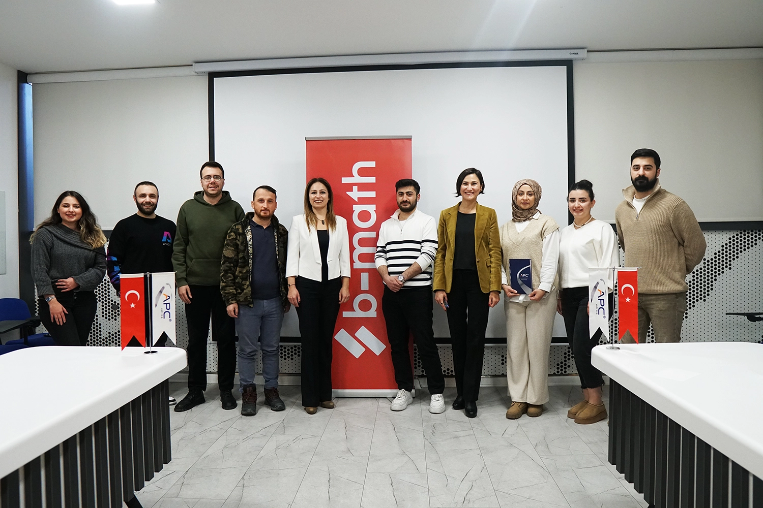 apc yapı aş - toplu fotoğraf