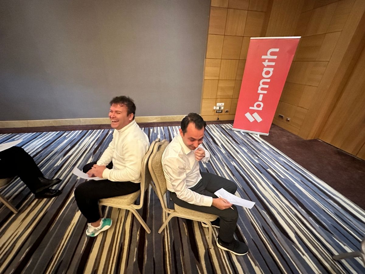 trendy-lara-bmath-14